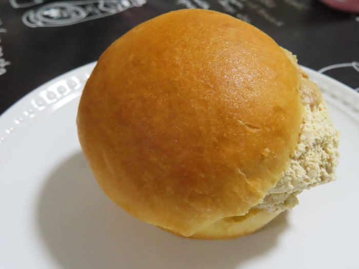 マリトッツォ背面