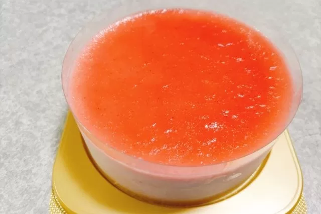 いちごムース 全体