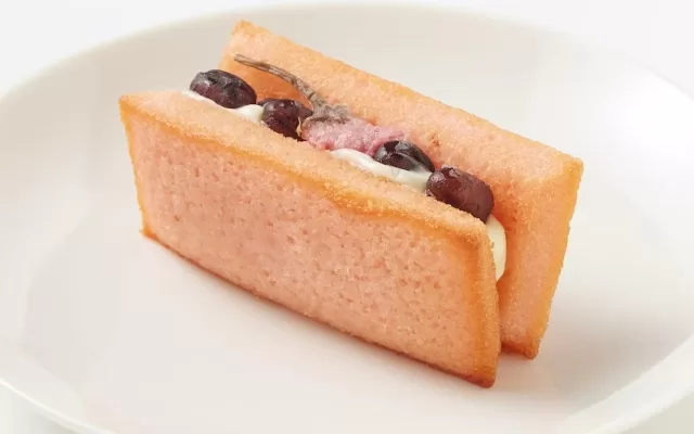 桜のフィナンシェサンド　イメージ